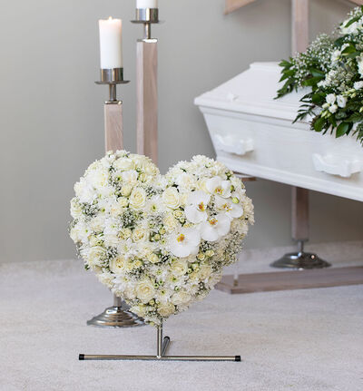 Hjerte i hvitt og grønt 50 cm Hjerte i hvitt og grønt 50 cm